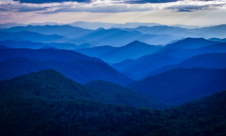 5 Enchanting Facts About the Blue Ridge Mountains